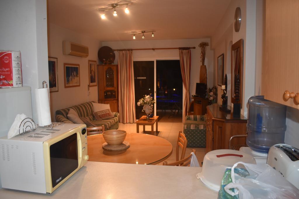 Sirena Sunrise Apartment 125 파포스 외부 사진
